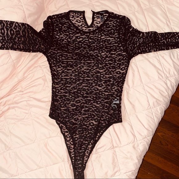 Lace bodysuit - Picture 3 of 11